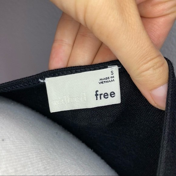 Aritzia Wilfred free Knit dress pockets casual long sleeve v-neck loose flowy - Picture 5 of 8